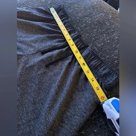 NIKE Dri-FIT Shorts Women's Training Gray Polyester with Pockets - Picture 8 of 14